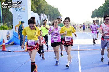 BINH DUONG NEW CITY HALF MARATHON 2024 - Ảnh #1761233