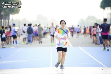 BINH DUONG NEW CITY HALF MARATHON 2024 - Ảnh #1761112