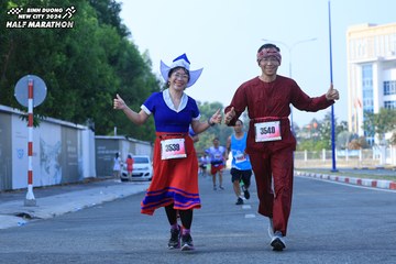 BINH DUONG NEW CITY HALF MARATHON 2024 - Ảnh #1767187
