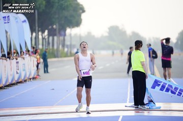BINH DUONG NEW CITY HALF MARATHON 2024 - Ảnh #1773919