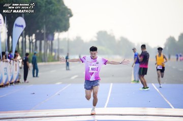 BINH DUONG NEW CITY HALF MARATHON 2024 - Ảnh #1773504
