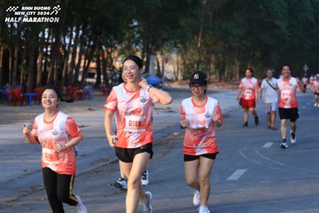 BINH DUONG NEW CITY HALF MARATHON 2024 - Ảnh #1774321