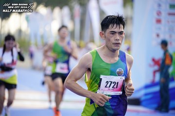 BINH DUONG NEW CITY HALF MARATHON 2024 - Ảnh #1761825