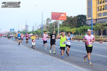 BINH DUONG NEW CITY HALF MARATHON 2024 - Ảnh #1775309
