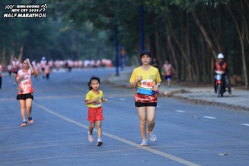 BINH DUONG NEW CITY HALF MARATHON 2024 - Ảnh #1773716