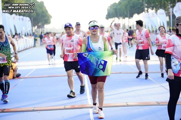 BINH DUONG NEW CITY HALF MARATHON 2024 - Ảnh #1764283