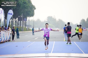 BINH DUONG NEW CITY HALF MARATHON 2024 - Ảnh #1773424