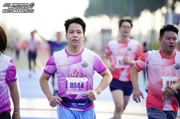 BINH DUONG NEW CITY HALF MARATHON 2024 - Ảnh #1762379