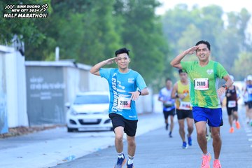 BINH DUONG NEW CITY HALF MARATHON 2024 - Ảnh #1775372