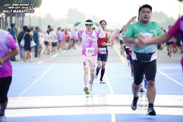BINH DUONG NEW CITY HALF MARATHON 2024 - Ảnh #1769398