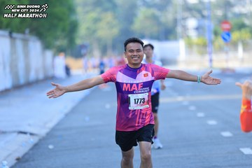 BINH DUONG NEW CITY HALF MARATHON 2024 - Ảnh #1769461