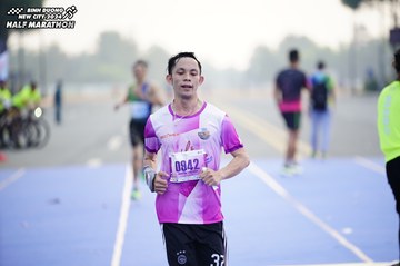 BINH DUONG NEW CITY HALF MARATHON 2024 - Ảnh #1774381