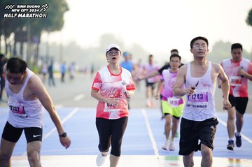 BINH DUONG NEW CITY HALF MARATHON 2024 - Ảnh #1761605