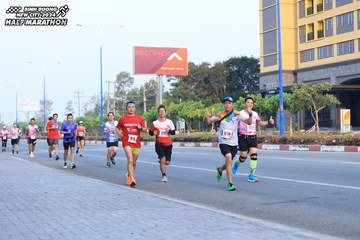 BINH DUONG NEW CITY HALF MARATHON 2024 - Ảnh #1775979