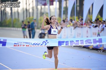 BINH DUONG NEW CITY HALF MARATHON 2024 - Ảnh #1775295
