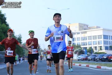BINH DUONG NEW CITY HALF MARATHON 2024 - Ảnh #1775814