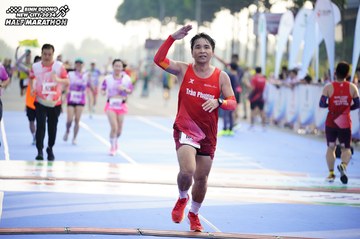 BINH DUONG NEW CITY HALF MARATHON 2024 - Ảnh #1762426