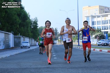 BINH DUONG NEW CITY HALF MARATHON 2024 - Ảnh #1764071