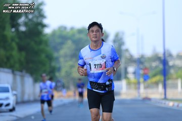 BINH DUONG NEW CITY HALF MARATHON 2024 - Ảnh #1766935