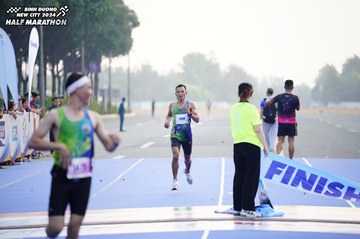 BINH DUONG NEW CITY HALF MARATHON 2024 - Ảnh #1773722