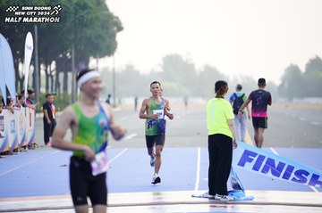 BINH DUONG NEW CITY HALF MARATHON 2024 - Ảnh #1773734