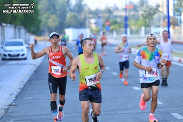 BINH DUONG NEW CITY HALF MARATHON 2024 - Ảnh #1774776