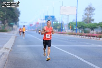 BINH DUONG NEW CITY HALF MARATHON 2024 - Ảnh #1765954
