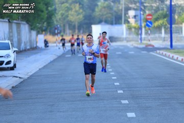 BINH DUONG NEW CITY HALF MARATHON 2024 - Ảnh #1775163