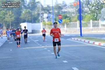 BINH DUONG NEW CITY HALF MARATHON 2024 - Ảnh #1768919