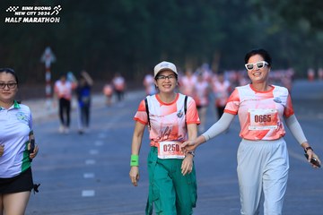 BINH DUONG NEW CITY HALF MARATHON 2024 - Ảnh #1773805