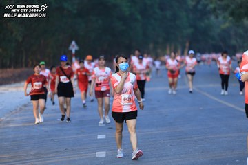 BINH DUONG NEW CITY HALF MARATHON 2024 - Ảnh #1774047