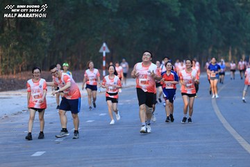 BINH DUONG NEW CITY HALF MARATHON 2024 - Ảnh #1772995