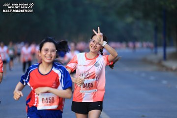 BINH DUONG NEW CITY HALF MARATHON 2024 - Ảnh #1773063
