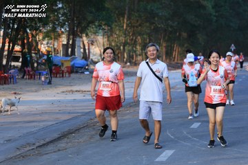 BINH DUONG NEW CITY HALF MARATHON 2024 - Ảnh #1774372