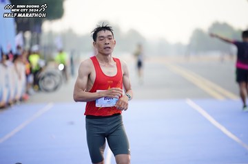BINH DUONG NEW CITY HALF MARATHON 2024 - Ảnh #1774305
