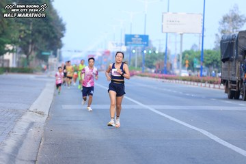 BINH DUONG NEW CITY HALF MARATHON 2024 - Ảnh #1767163