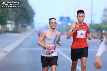 BINH DUONG NEW CITY HALF MARATHON 2024 - Ảnh #1765446