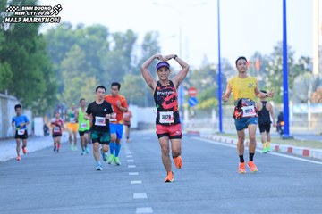 BINH DUONG NEW CITY HALF MARATHON 2024 - Ảnh #1775630