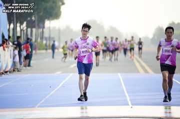 BINH DUONG NEW CITY HALF MARATHON 2024 - Ảnh #1761305