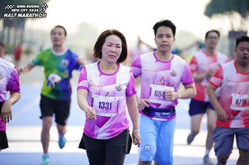 BINH DUONG NEW CITY HALF MARATHON 2024 - Ảnh #1762375