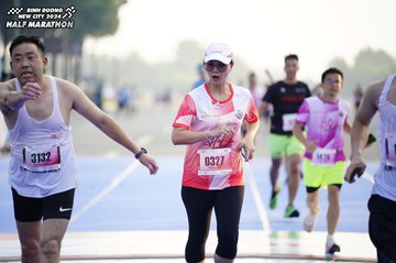 BINH DUONG NEW CITY HALF MARATHON 2024 - Ảnh #1761603
