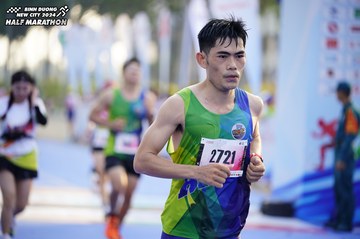 BINH DUONG NEW CITY HALF MARATHON 2024 - Ảnh #1761823