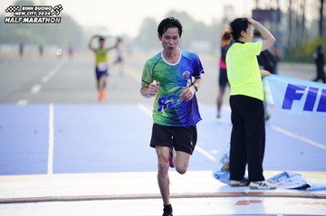 BINH DUONG NEW CITY HALF MARATHON 2024 - Ảnh #1774083