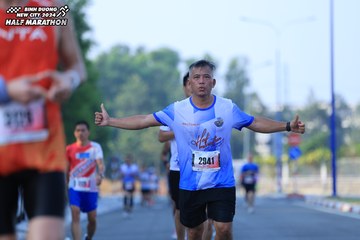 BINH DUONG NEW CITY HALF MARATHON 2024 - Ảnh #1765930