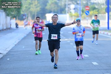 BINH DUONG NEW CITY HALF MARATHON 2024 - Ảnh #1769439