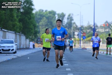 BINH DUONG NEW CITY HALF MARATHON 2024 - Ảnh #1765598