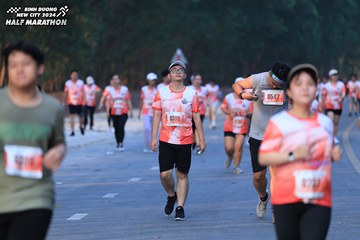 BINH DUONG NEW CITY HALF MARATHON 2024 - Ảnh #1773291