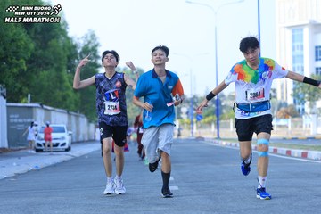 BINH DUONG NEW CITY HALF MARATHON 2024 - Ảnh #1767144