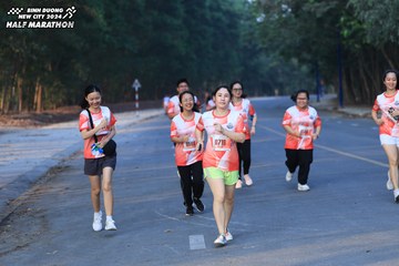 BINH DUONG NEW CITY HALF MARATHON 2024 - Ảnh #1774682