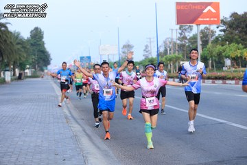 BINH DUONG NEW CITY HALF MARATHON 2024 - Ảnh #1772895